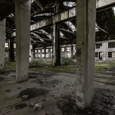 One hundred columns